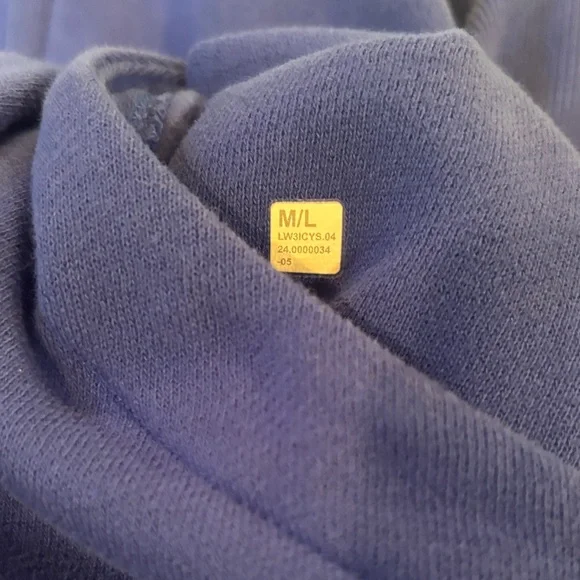 Lululemon Oversized Scuba - Picture 3 of 5